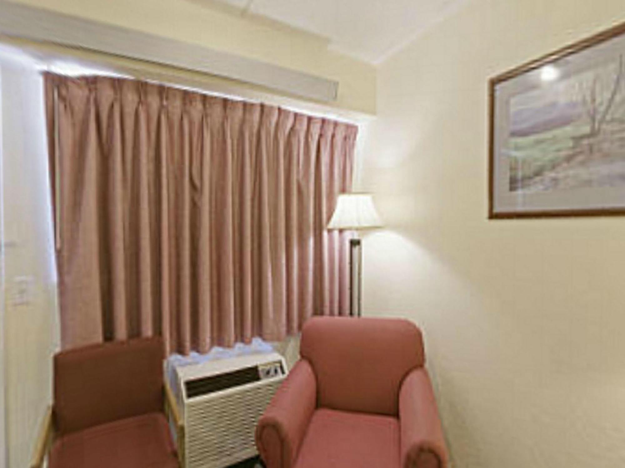 Royal Inn Charlotte Luaran gambar