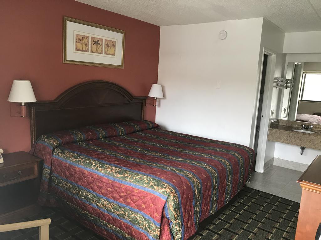 Royal Inn Charlotte Luaran gambar