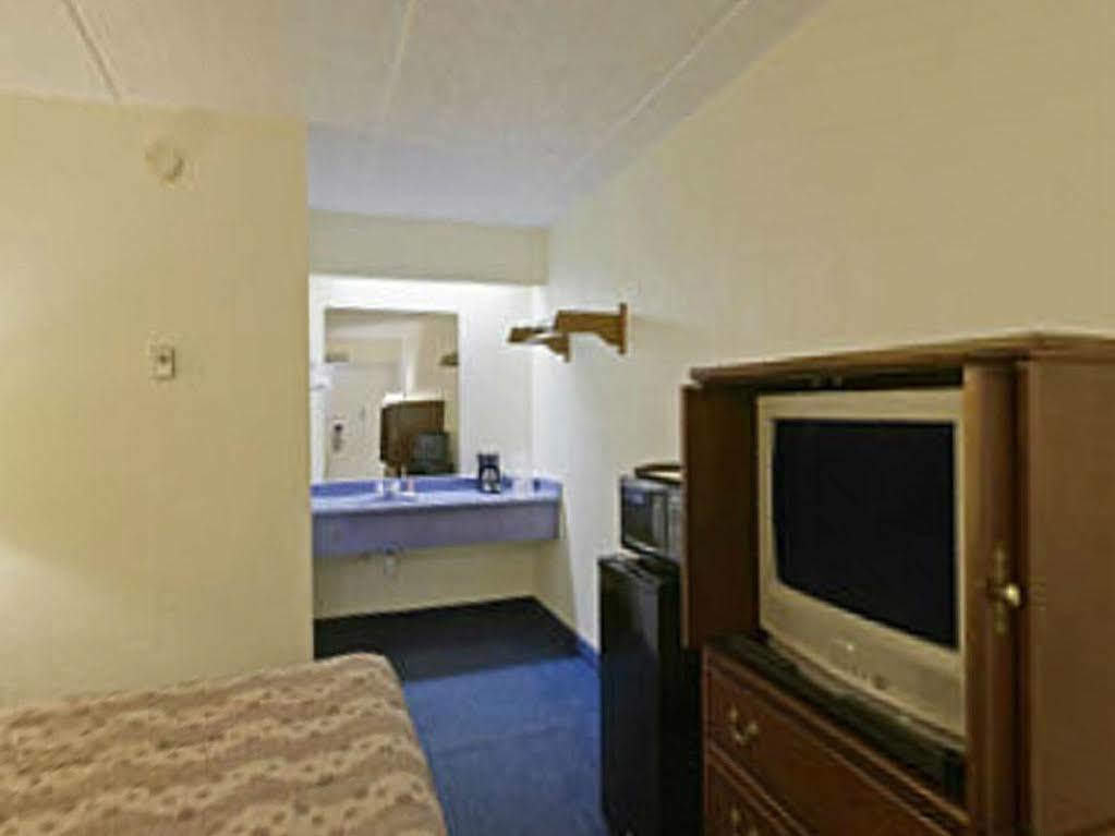 Royal Inn Charlotte Luaran gambar
